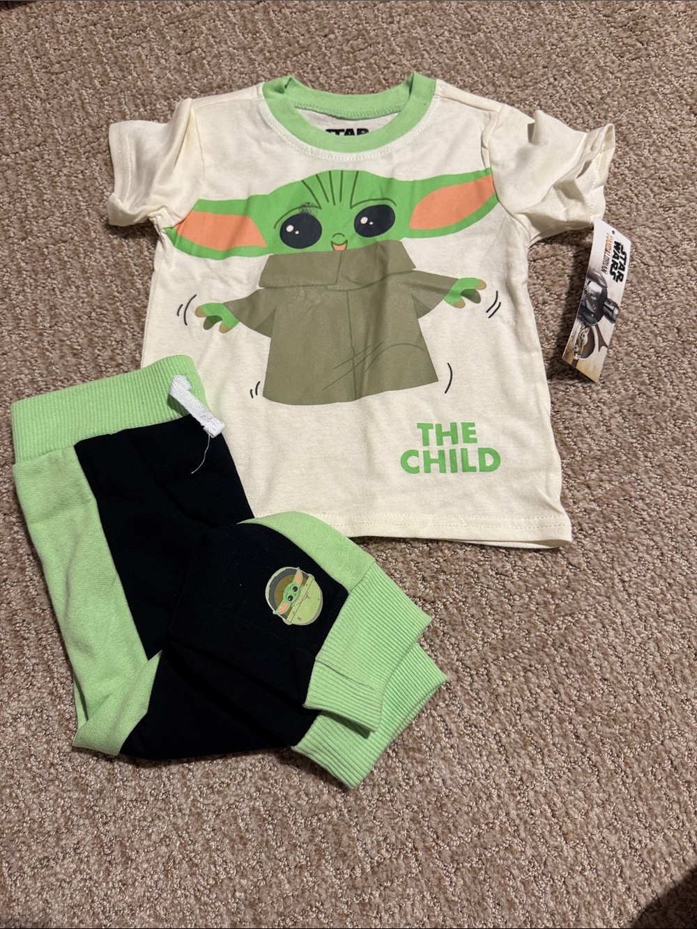 Star Wars The Child (Baby Grogu) Size 2T Set